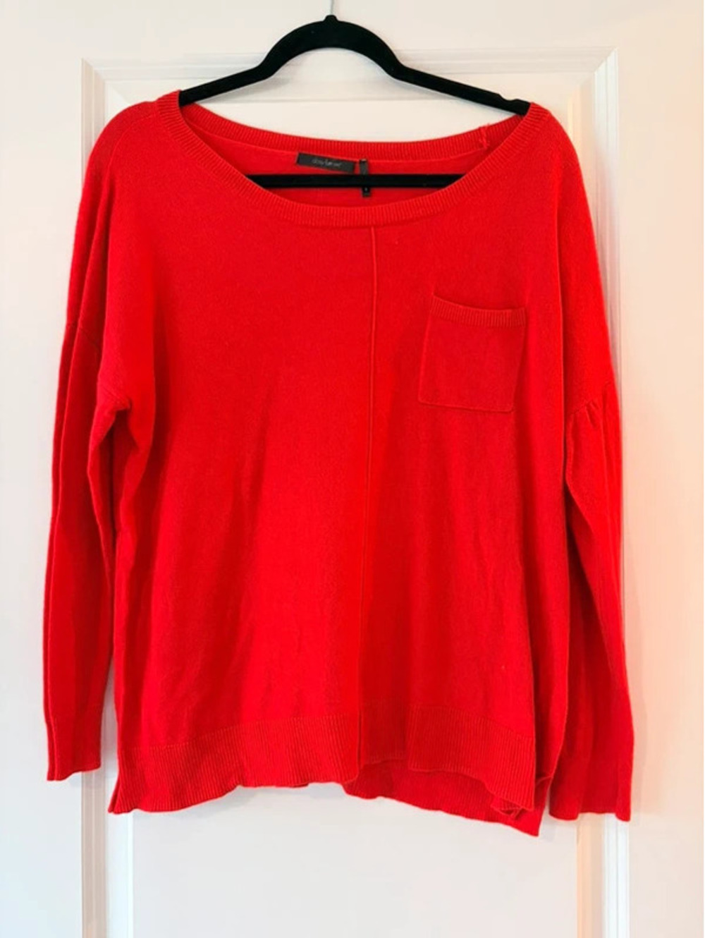 Daisy Fuentes Women’s Red Oversized Pocket Sweater Size Large